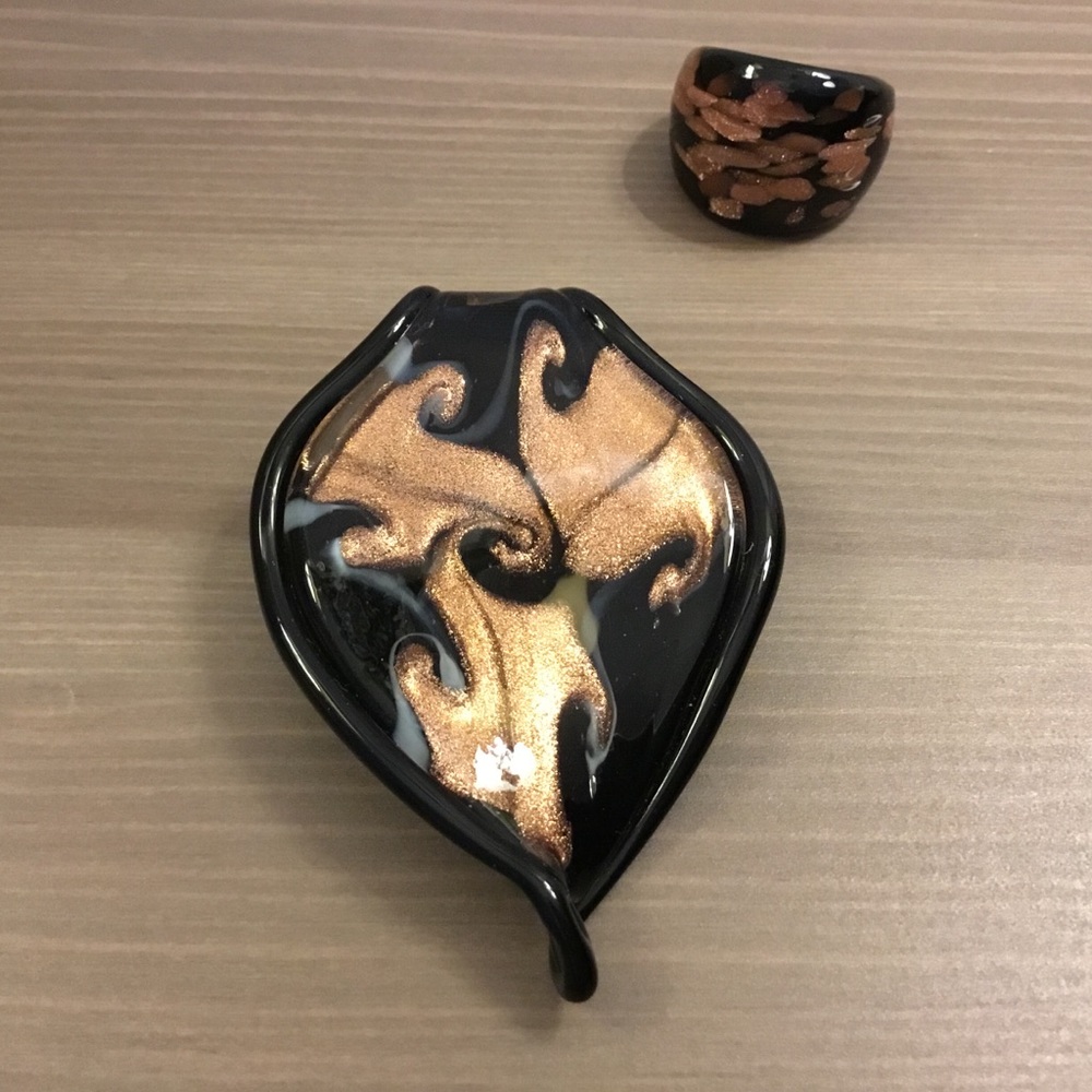 Handmade black/copper ART GLASS pendant & ring - Picture 1 of 4